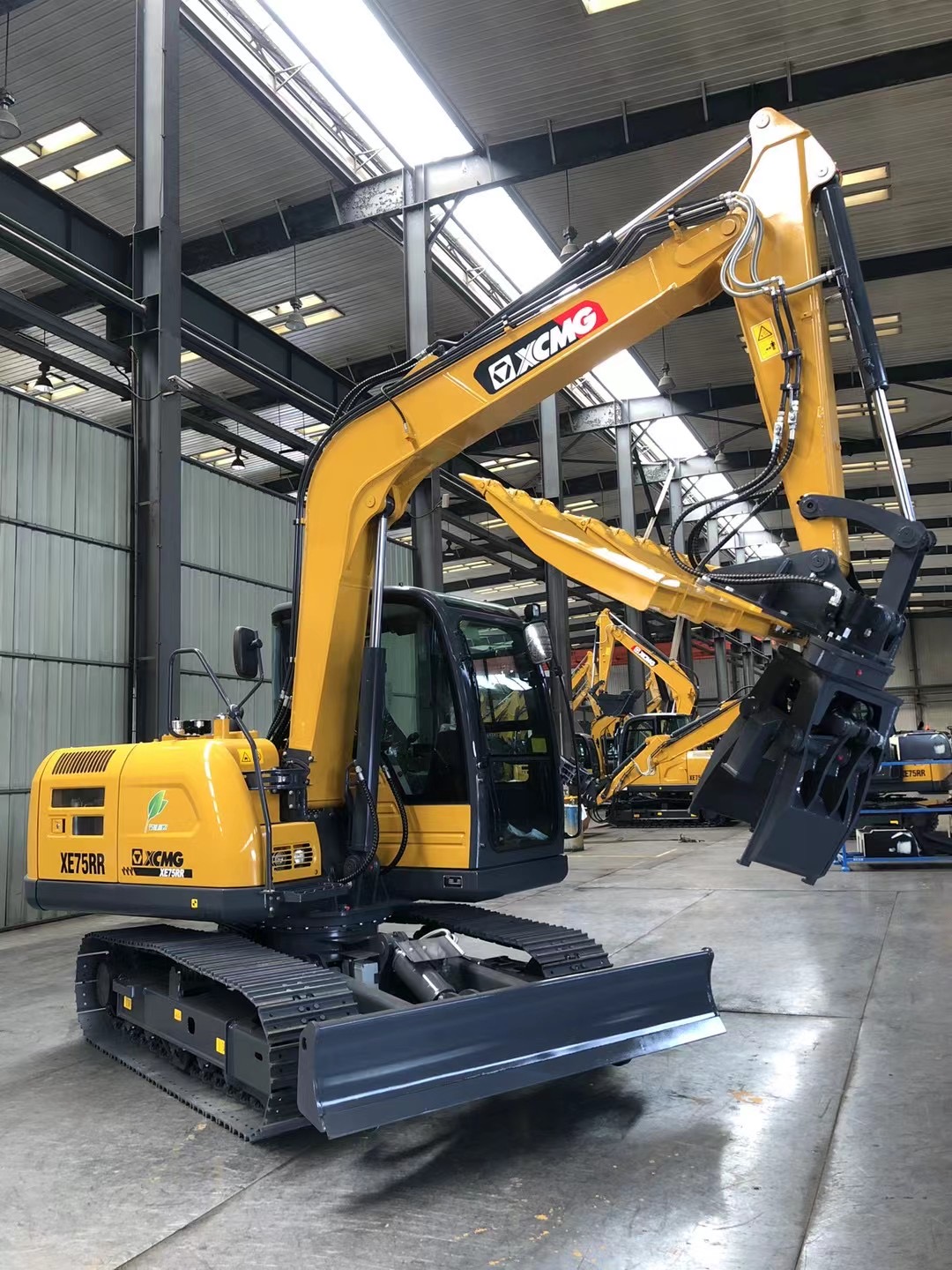 公鐵兩用挖掘機(jī)  XE75RR液壓挖掘機(jī) 公路鐵路兩用